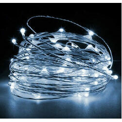 ziemassvetku-iekstelpu-un-artelpu-virtene-vara-stieple-3xaa-5m-balta-50led-ip20